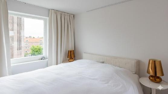 Luxury 2-Bedroom Apartment with Roof Terrace – De Pijp, Amsterdam